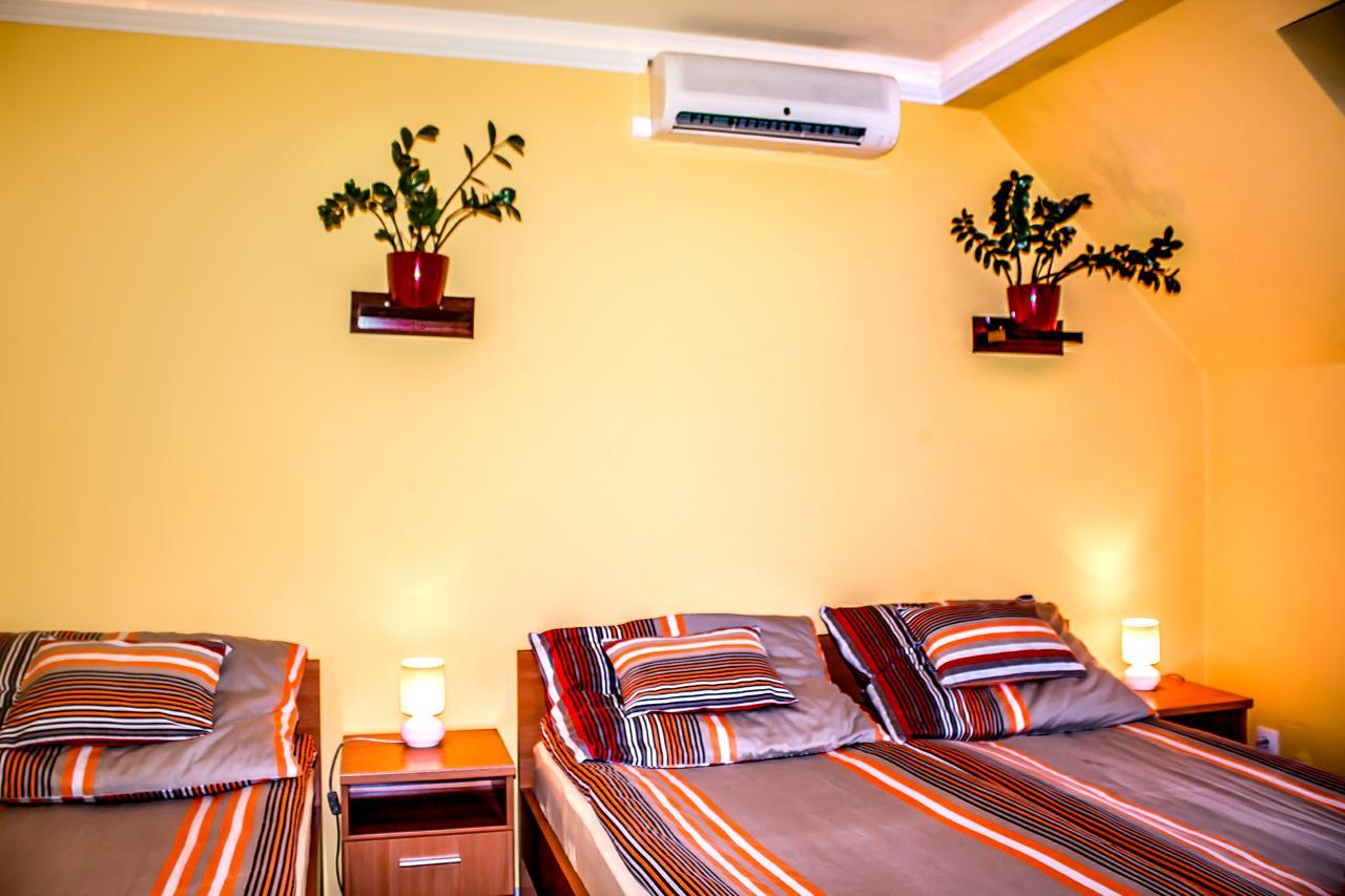 Nexus Vendeghaz Szeged Lejlighedshotel Eksteriør billede